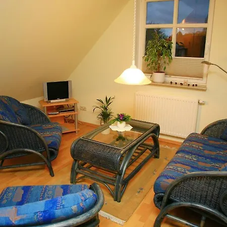 Ferienwohnung Schulte Altefähr